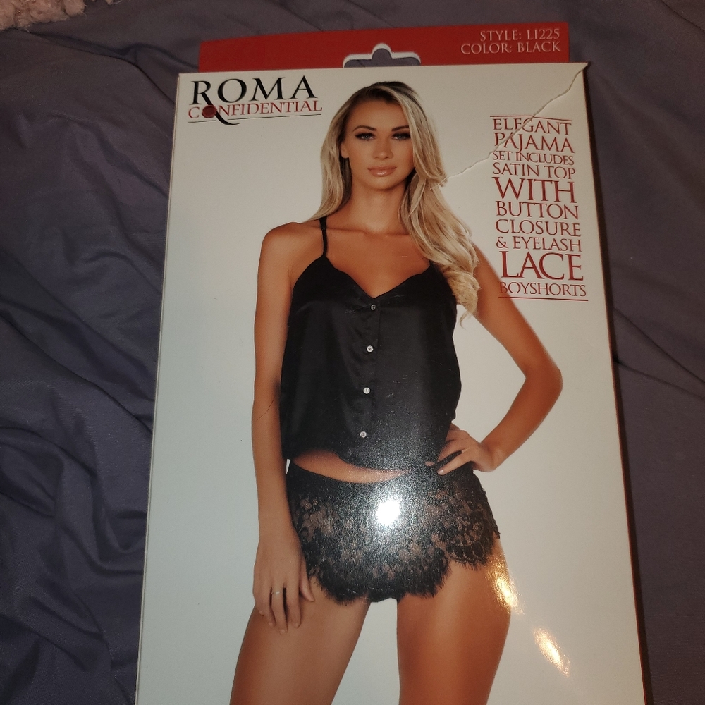 Lingerie - Picture 6 of 6